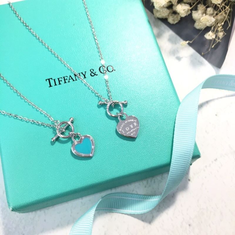 T*f*ny necklaces